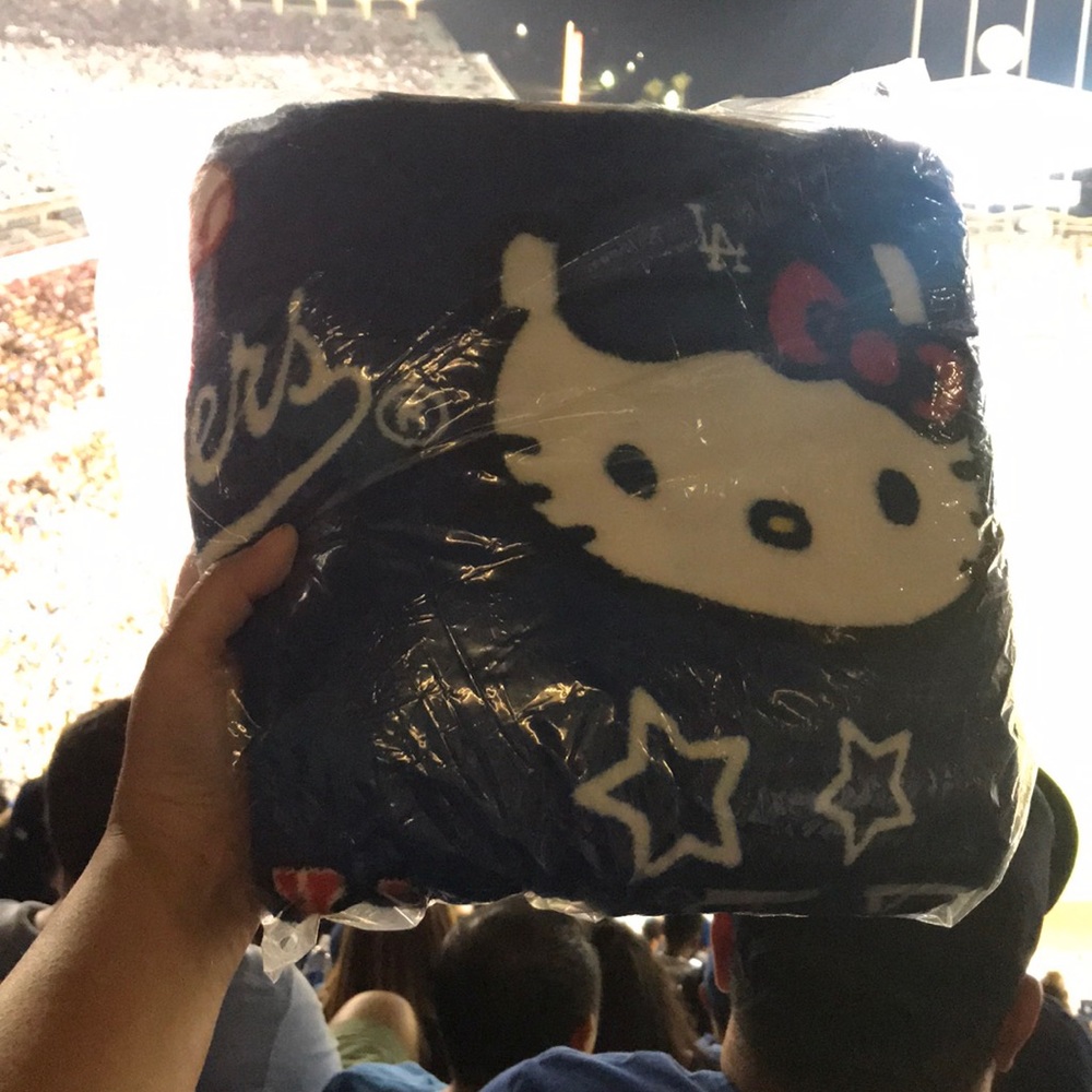 Mint condition Hello Kitty x  Dodgers Blanket SGA